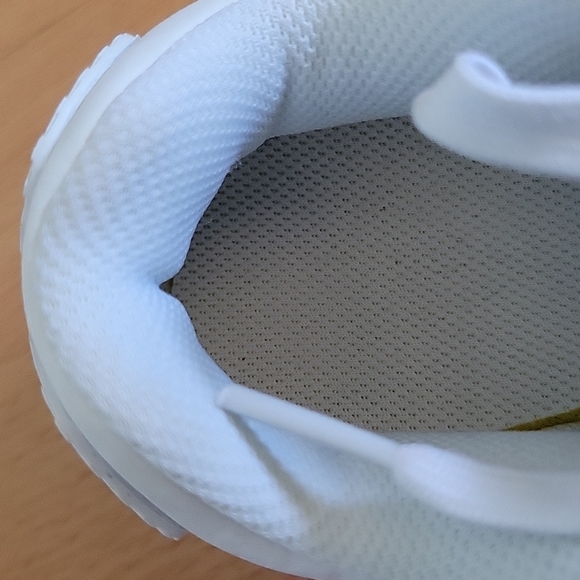 Nike shoes - Picture 5 of 7